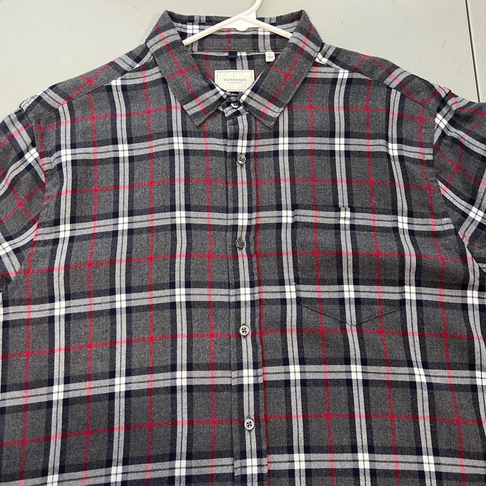 7 Diamonds Gray and Red Casual Button Down Shirt